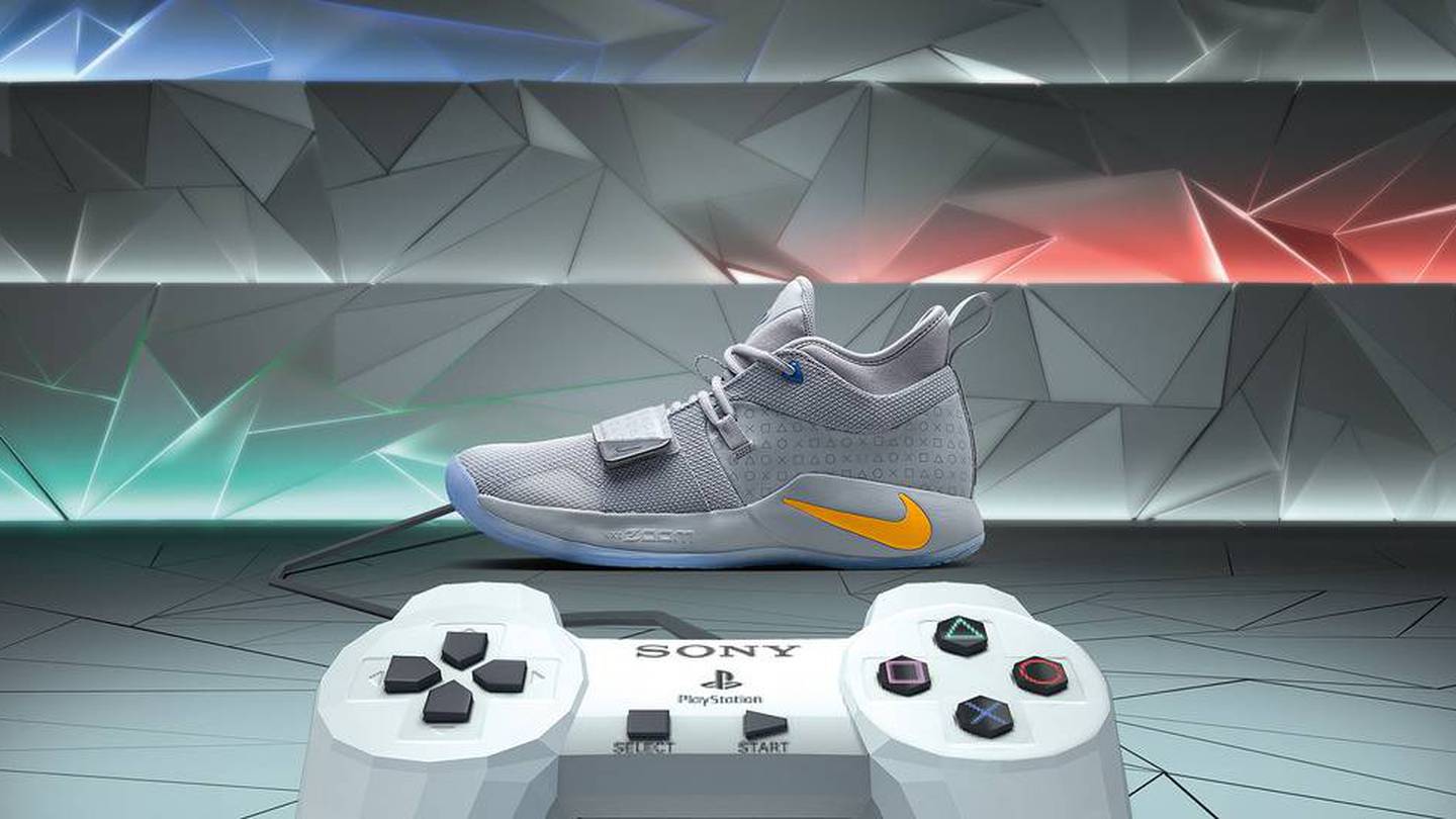 sneakers de Playstation hechos por Nike los 90's