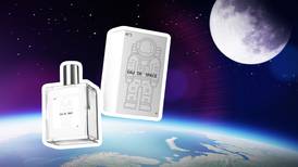 La NASA desarrolló un perfume que huele como el espacio exterior: Así puedes conseguirlo