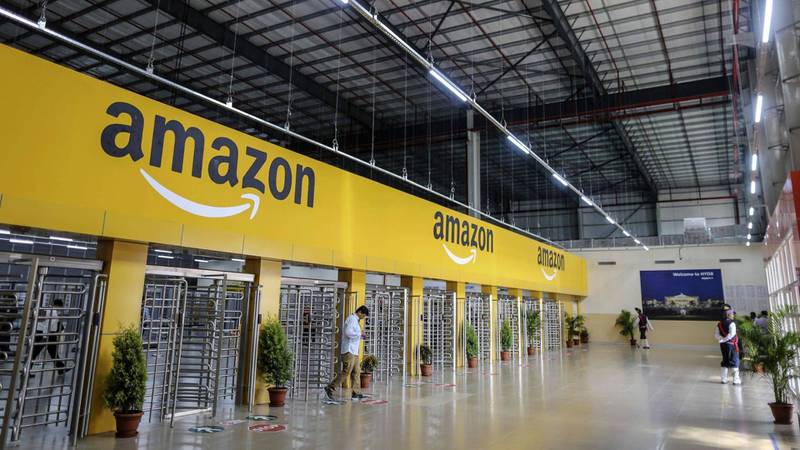 Amazon tiene un sistema de rastreo de trabajadores que puede hacer despidos  sin que intervenga un humano