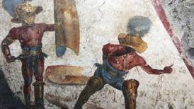 Un fresco hallado en Pompeya ilustra la sangrienta lucha a muerte de dos gladiadores
