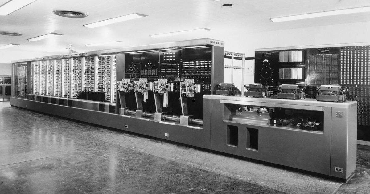 Discriminación sexual perdonar Describir Así era la Harvard Mark 1 de IBM, la primera computadora electromecánica,  un “monstruo” de casi cinco toneladas – FayerWayer