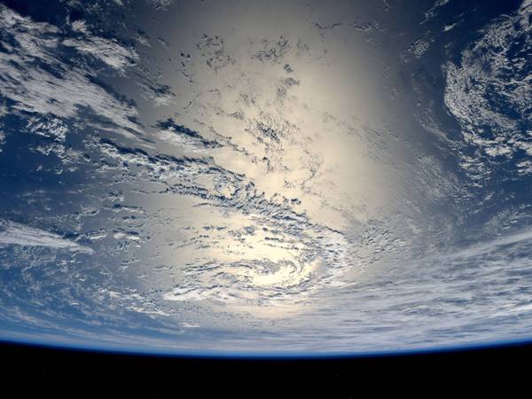 De auroras a amaneceres: Time-lapse impresiona al mostrar cómo se ve un día en la Tierra desde el espacio