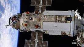 La NASA revela que el objeto metálico que cayó en una casa de EE.UU era de la Estación Espacial Internacional