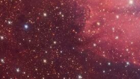 IC1284, la espectacular nebulosa roja rosada que fue captada por el telescopio VLT del ESO