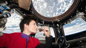 NASA: Los astronautas pueden tomar café sin pensar en la falta de gravedad con esta copa espacial