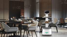 LG presenta a CLOi ServeBot, el robot ideal para servicio al cliente