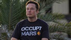 Estos son los tres métodos que está haciendo Elon Musk para aliviar el estrés por la vertiginosa caída de Tesla