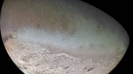 Tritón, la luna más extraña de todo el Sistema Solar: este es el motivo