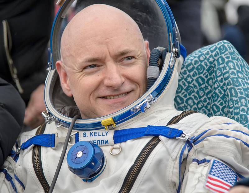 Scott Kelly pasó 340 días en la Estación Espacial Internacional, volviendo a la Tierra en 2016.