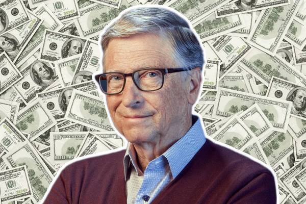Bill Gates ganha 11 milhões de dólares por dia: 4 vezes mais do que uma pessoa ganha em toda a sua vida