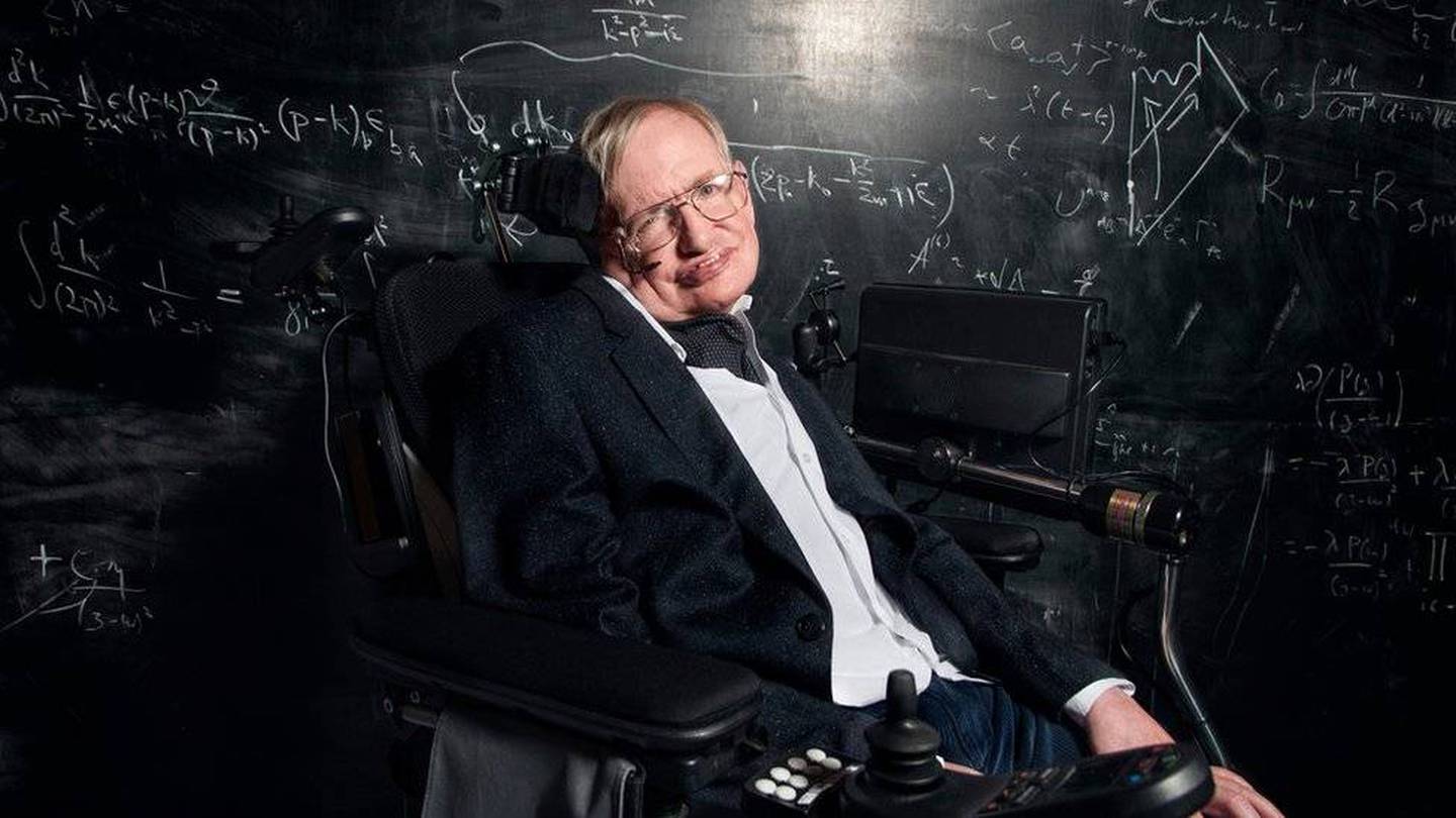 Stephen Hawking gave a harsh prediction about Artificial Intelligence, should we fear ChatGPT?