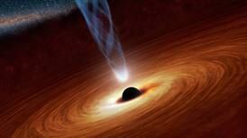 Científicos encontraron una extraña anomalía en el agujero negro del centro de la galaxia