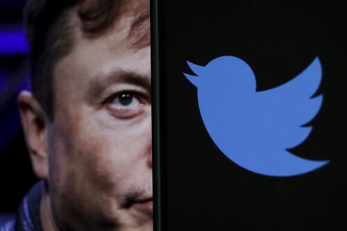 Elon Musk usaría microdosis de ketamina para tratar su depresión y dosis completas para la fiesta