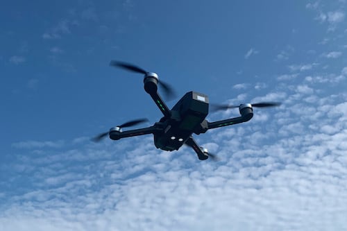 De las pistas de carreras al frente: Los drones ucranianos que ya son tan rápidos como un Fórmula 1