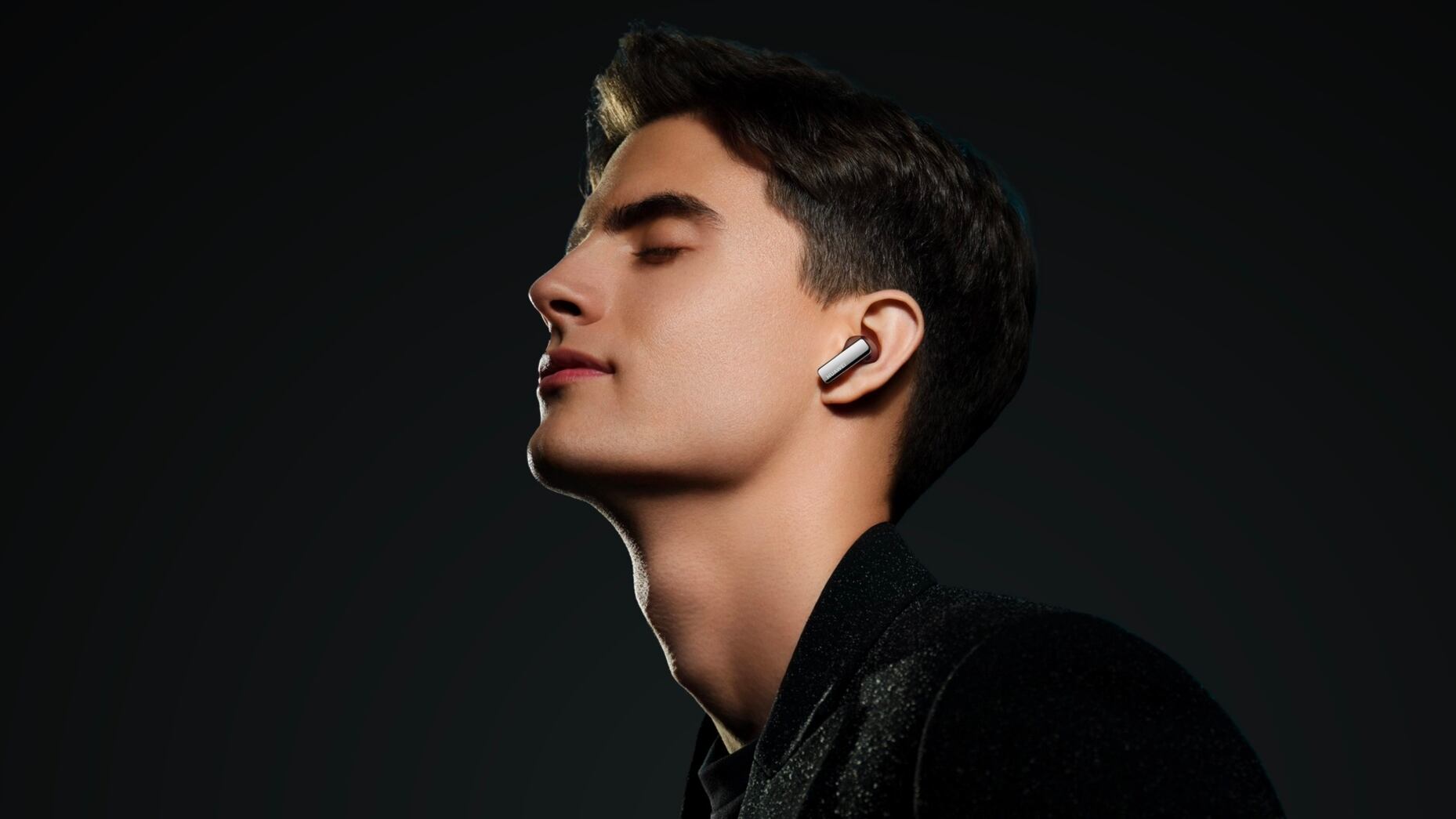 Freebuds Pro 2, una de las últimas propuestas de Huawei, unos auriculares que equilibran diseño, tecnología y excelente calidad de audio. Se adaptan a tu estructura auditiva y puedes personalizarlos para tener una mejor experiencia sonora.