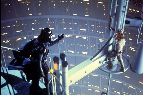 “Luke, yo soy tu padre”: La frase que nunca se dijo en Star Wars y el fenómeno psicológico que te hace pensar que sí