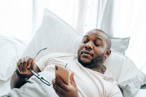 Estudio determina los riesgos que provoca la “procrastinación” en la salud mental y física