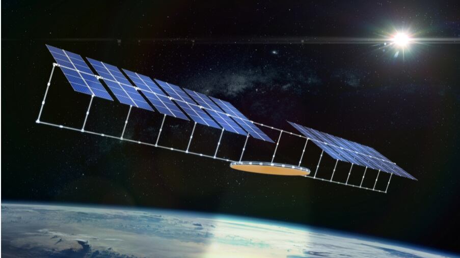 Paneles solares satélites