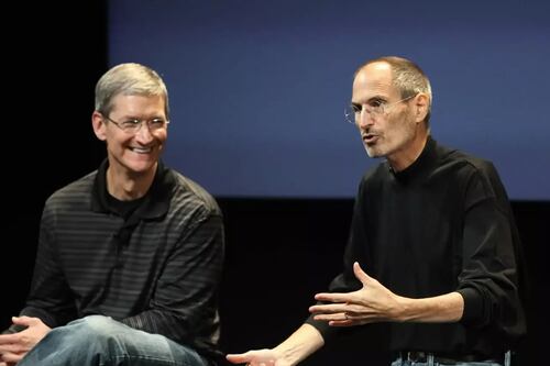 El curioso motivo por el que Tim Cook sigue guardando el contacto de Steve Jobs