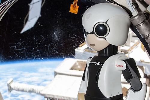 La historia de Kirobo, el primer robot que viajó al espacio