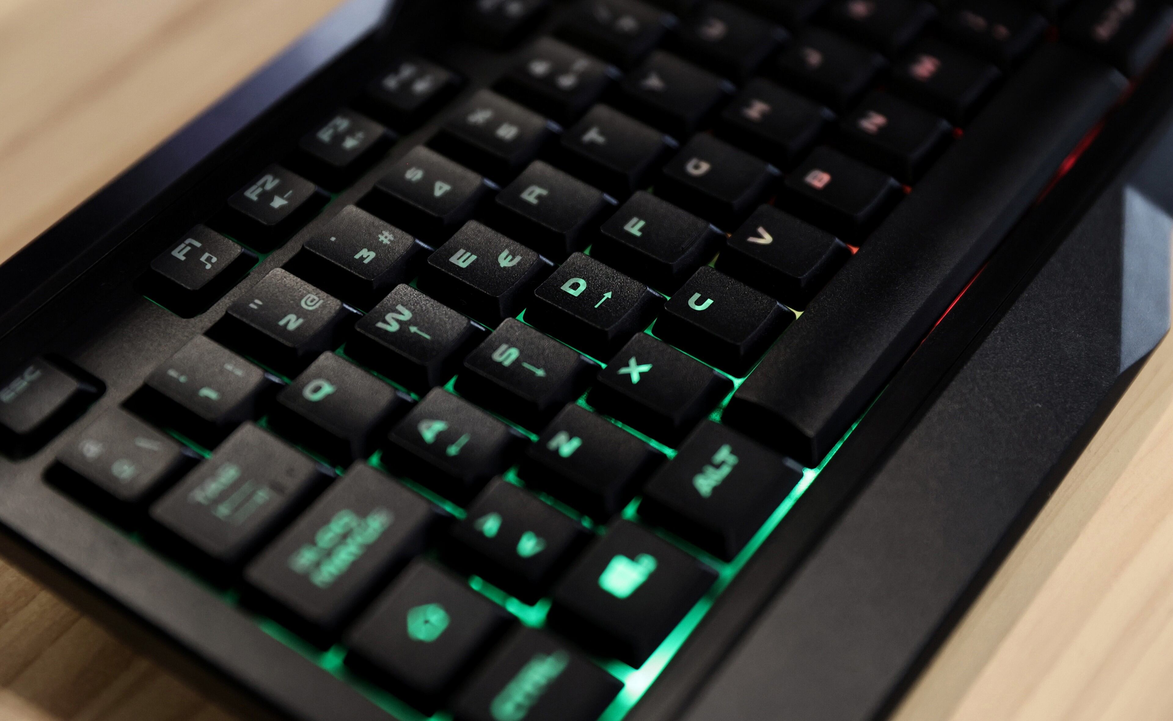 La verdadera historia de cómo el teclado QWERTY derrotó al orden alfabético