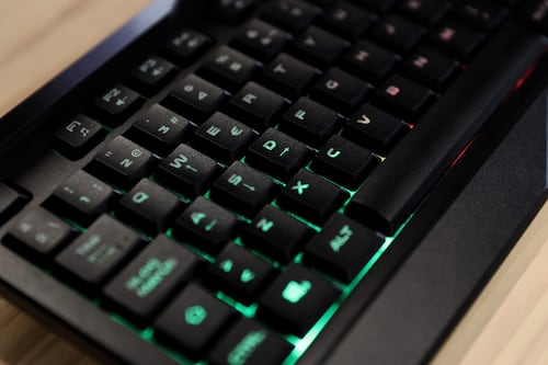 La verdadera historia de cómo el teclado QWERTY derrotó al orden alfabético