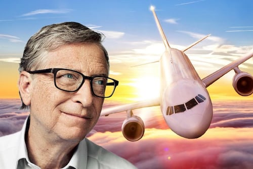 La nueva apuesta de Bill Gates: desarrollar combustible para aviones a partir de alcohol y no de petróleo