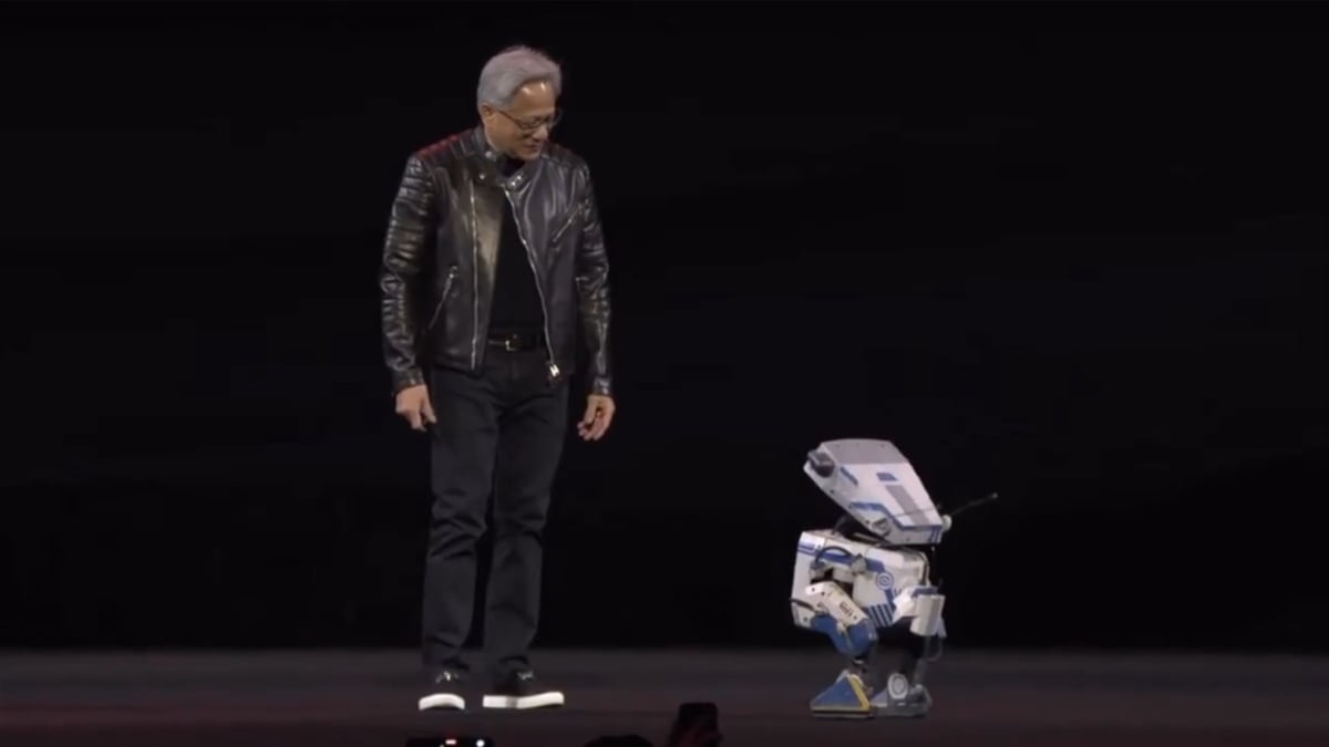 Robot Blue de NVIDIA y el CEO de la compañía, Jen-Hsun Huang