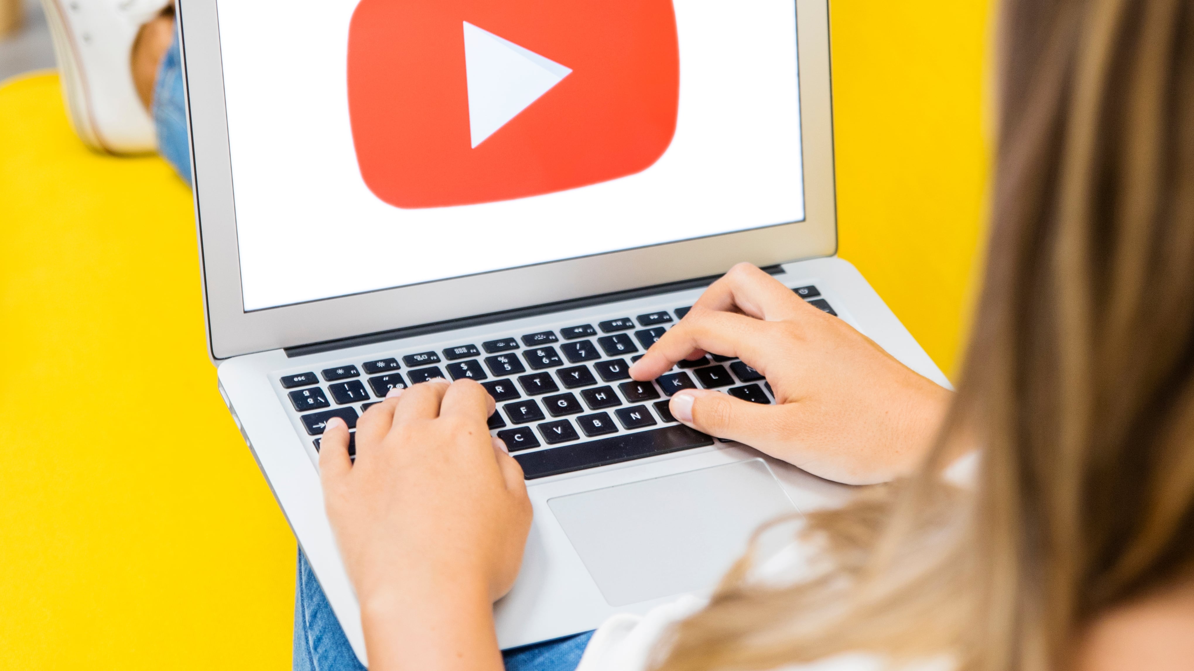 Tres proyectos por episodio competirán por un gran premio, demostrando que las ideas digitales pueden convertirse en empresas rentables