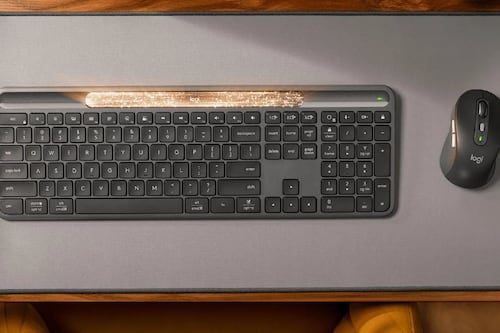 ¿Se te descargó la batería? Presentaron un teclado que se carga con energía solar