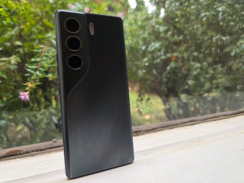 Tecno - Camo 4o Pro - FW/C.Rehbein