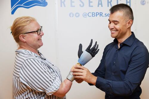 Una mano biónica revoluciona la medicina y tecnologías