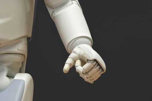 ¿Qué necesitas para convertirte en un experto en inteligencia artificial?