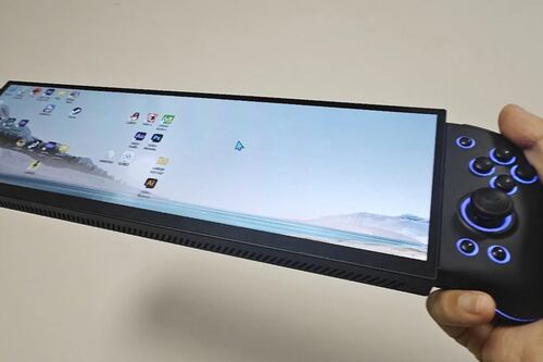 Esta consola portátil tiene una particularidad: Su pantalla es formato cine