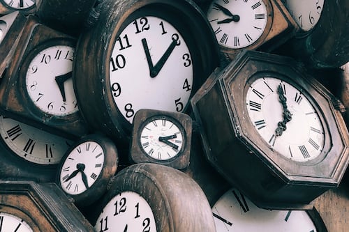 Un dispositivo que desafía el tiempo: Crean el primer “reloj nuclear ultrapreciso” con torio 229