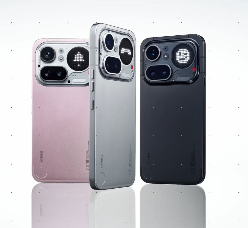 Charlie Smith, Chief Brand Officer de Nothing, explica cómo el diseño emocional, la colaboración con la comunidad y la cultura creativa están redefiniendo la forma en que interactuamos con la tecnología