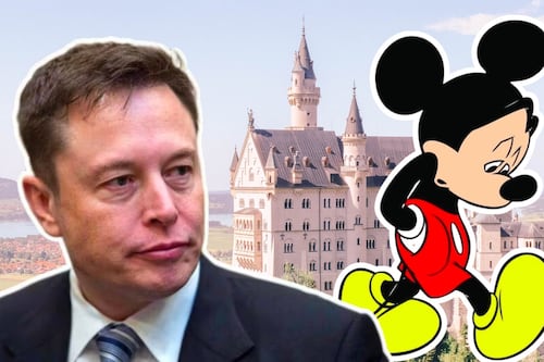 Elon Musk vs Disney: Tesla contraataca retirando la app de streaming de todos sus vehículos sin previo aviso