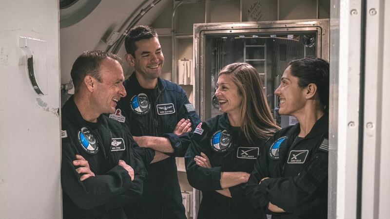 Civiles en el espacio: ¿Cómo será la primera caminata espacial sin astronautas?