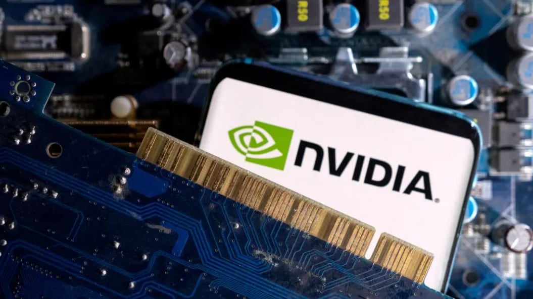 En lo que va del año, cuatro de los 13 miembros de la junta directiva de Nvidia han vendido sus participaciones en el gigante de la inteligencia artificial, obteniendo en conjunto 276,8 millones de dólares. | Foto: REUTERS