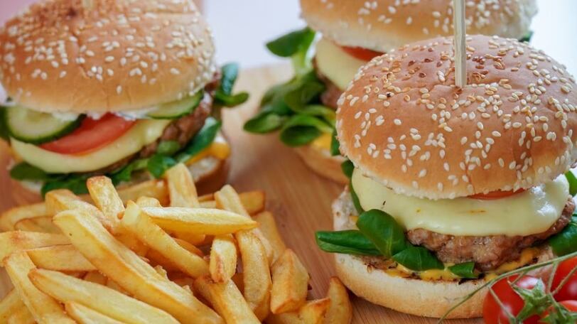 Piénsalo bien antes de volver a pedir comida rápida