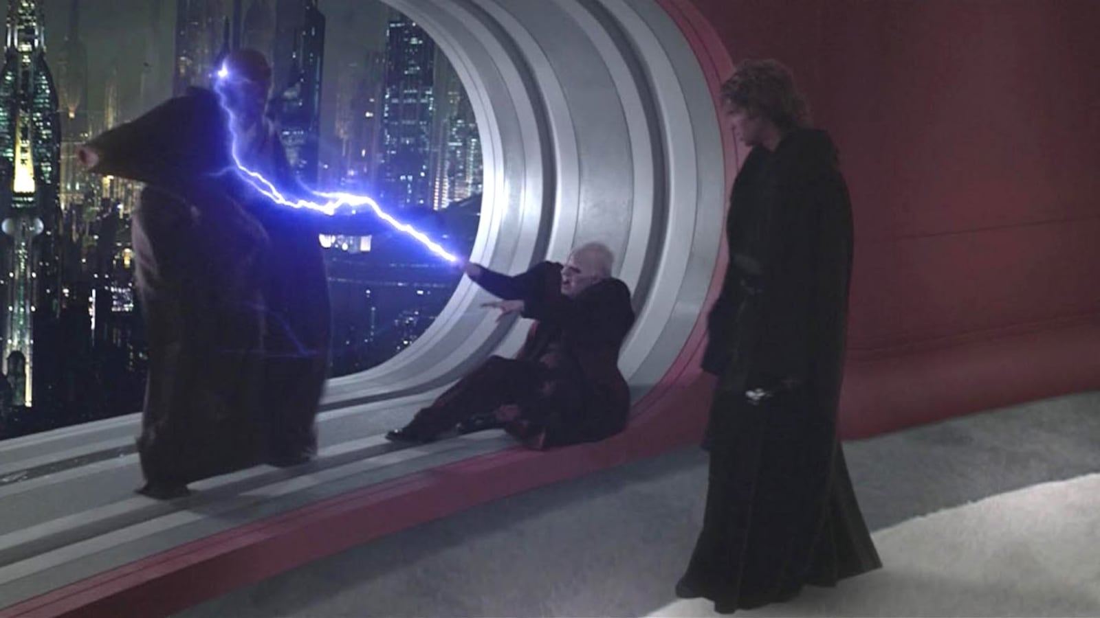 Escena en la que Mace Windu pelea contra Palpatine, ante los ojos de Anakin Skywalker.