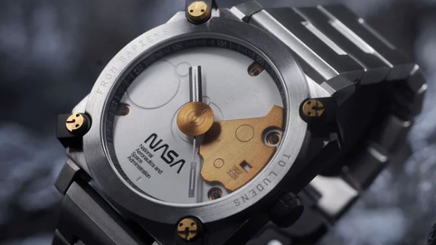 Reloj de Anicorn x NASA x Kojima Productions