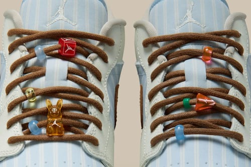 ¿Un conejo en tus Jordan? El secreto oculto de las Air Jordan 1 Low ‘Pinstripes’ Hydrogen Blue