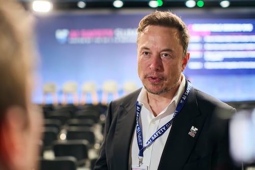 Desde Musk hasta Netanyahu: Estos fueron los líderes que asistieron a la histórica cumbre mundial sobre seguridad en la inteligencia artificial