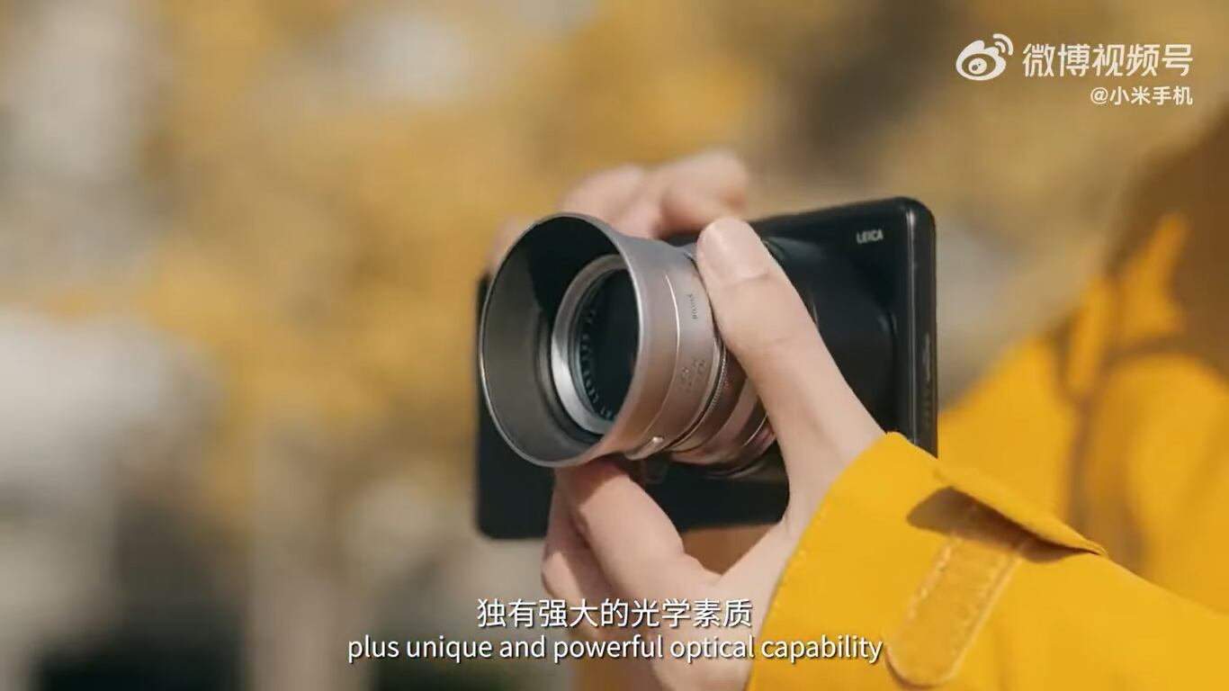 Leica mantiene su alianza con el fabricante chino y presenta el brutal Xiaomi 12S Ultra Concept. Un teléfono al que puede ponerle la lentes fotográficos.