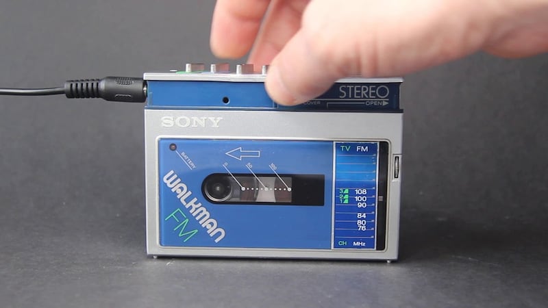 Sony Walkman WM-F20 1981