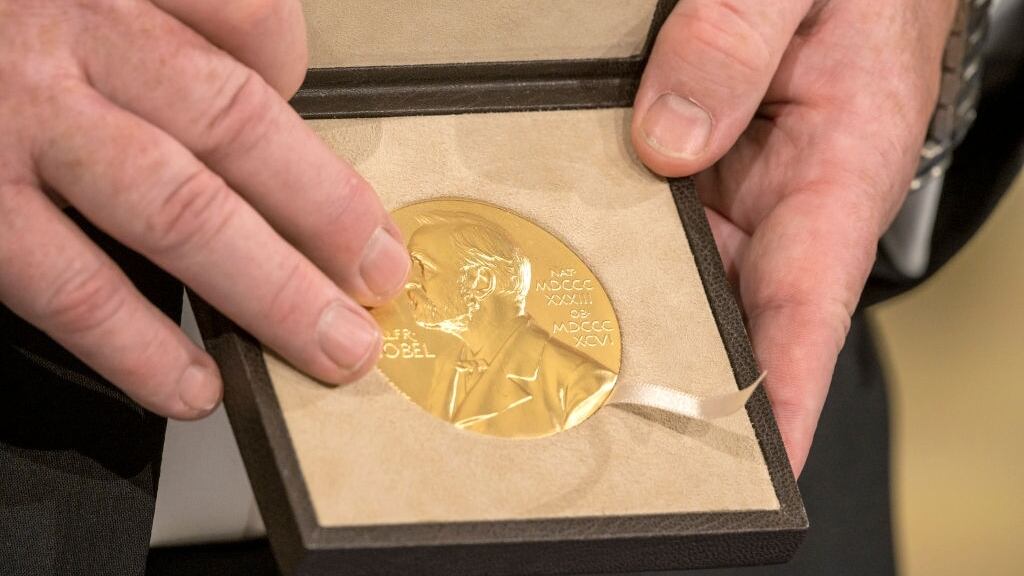 ¿Podrá ganar un robot un premio Nobel? Es el desafío del Dr. Kitano