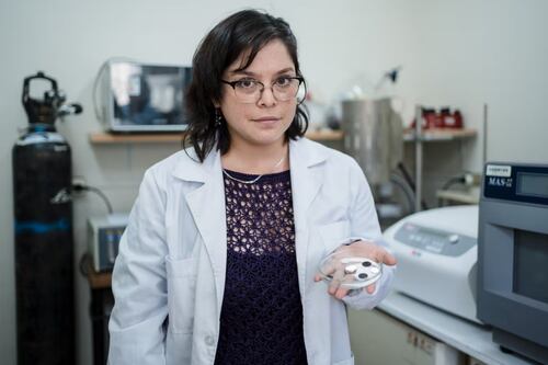 É descoberta uma forma de adaptar o cristal de metal orgânico para armazenar energia