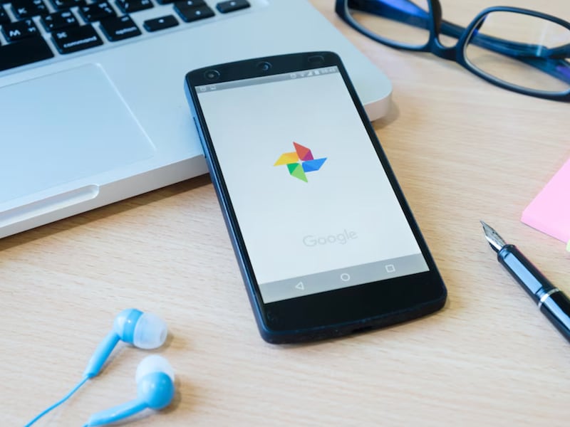 Google Fotos recula: El regreso triunfal de la búsqueda por rostros que nunca debió irse