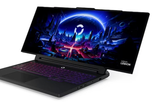 CES 2026: Presentaron un computador gamer con pantalla OLED enrrollable que se puede agrandar